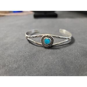 Vintage Navajo Turquoise Sterling Silver Native American Indian Cuff Bracelet 6"